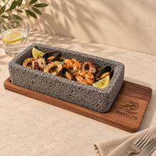 Cargar imagen en el visor de la galería, Plato Rectangular de Piedra Volcánica con Base de Parota