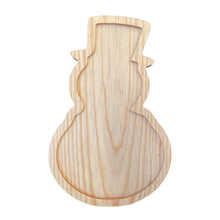 Load image in gallery viewer, Charola de Quesos o Charcutería en Forma de Mono de Nieve