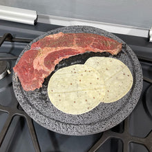 Cargar imagen en el visor de la galería, Comal | Plato Circular De Piedra Volcánica 30cm