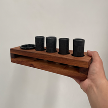 Cargar imagen en el visor de la galería, Tequilero de Parota con Ramequin y Caballitos de Barro Negro