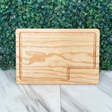 Load image in gallery viewer, Tablas para Picar | Plato con Canal con Espacio para Personalizado