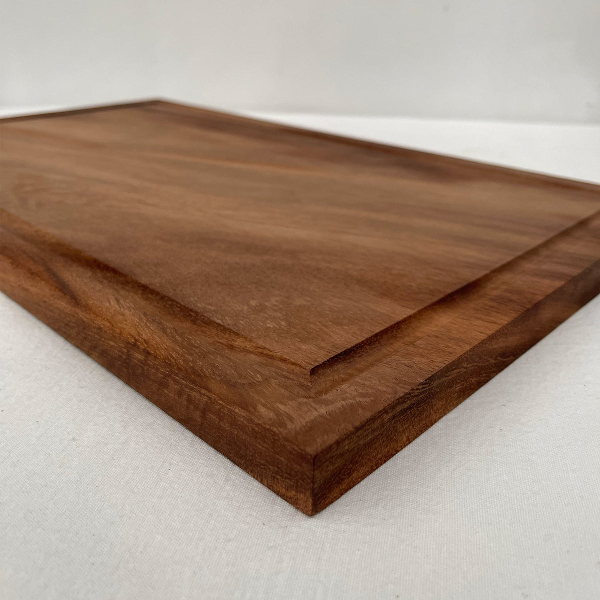 Tabla de Corte de Madera de Parota
