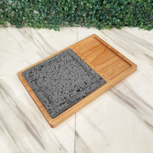 Cargar imagen en el visor de la galería, Tabla para Picar | Plato Con Piedra Volcánica