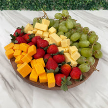 Load image in gallery viewer, Lazy Susan de Madera Solida de Parota para Presentar Alimentos / Tabla Rotativa