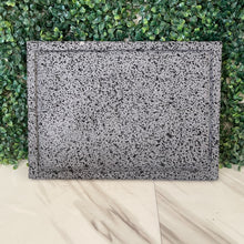 Cargar imagen en el visor de la galería, Comal | Plato Rectangular De Piedra Volcánica 35x25cm