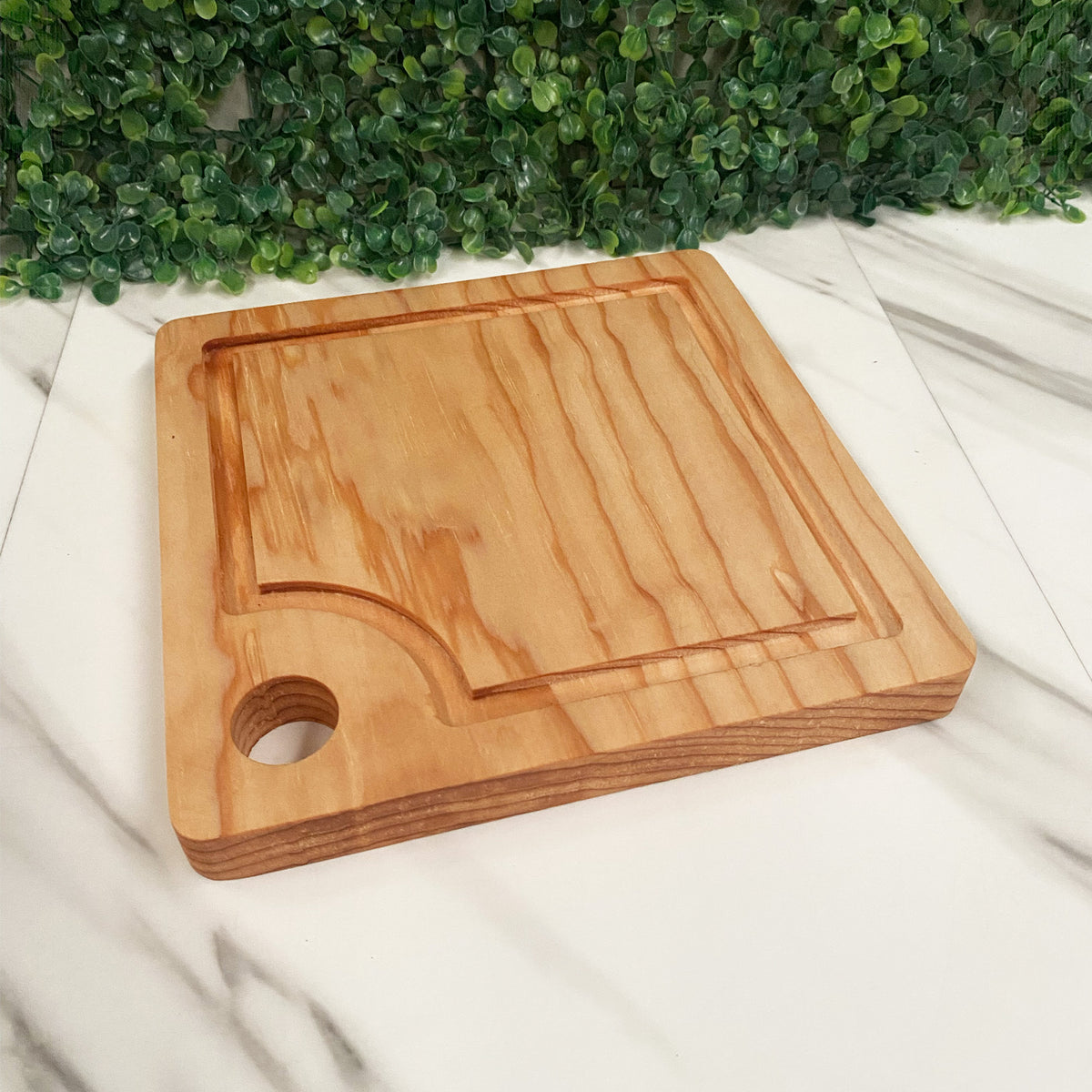 Tabla Cuadrada para Quesos O Charcutería De Pino 20cms