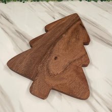 Load image in gallery viewer, Tabla de Picar, Quesos o Charcutería en Forma de Pino