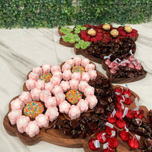 Load image in gallery viewer, Ramo de Flores de Madera de Parota para Decoración o Presentar Alimentos