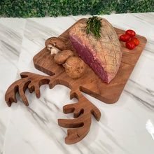 Cargar imagen en el visor de la galería, Tabla de Picar, Quesos o Charcutería en Forma de Reno