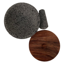 Cargar imagen en el visor de la galería, Remate - Molcajete de Piedra Volcánica con Base y Tapa - Calli 8"