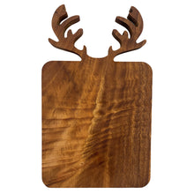 Cargar imagen en el visor de la galería, Tabla de Picar, Quesos o Charcutería en Forma de Reno