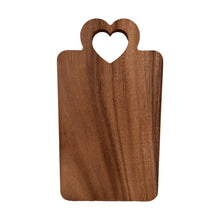 Load image in gallery viewer, Tabla de Picar, Charcutería con Agarradera de Corazón