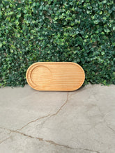Load image in gallery viewer, Mini Charola de pino ovalada (porta velas / vasos)