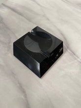 Load image in gallery viewer, Cenicero de Mármol