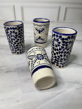 Cargar imagen en el visor de la galería, Caballitos de Cerámica de Alta Temperatura