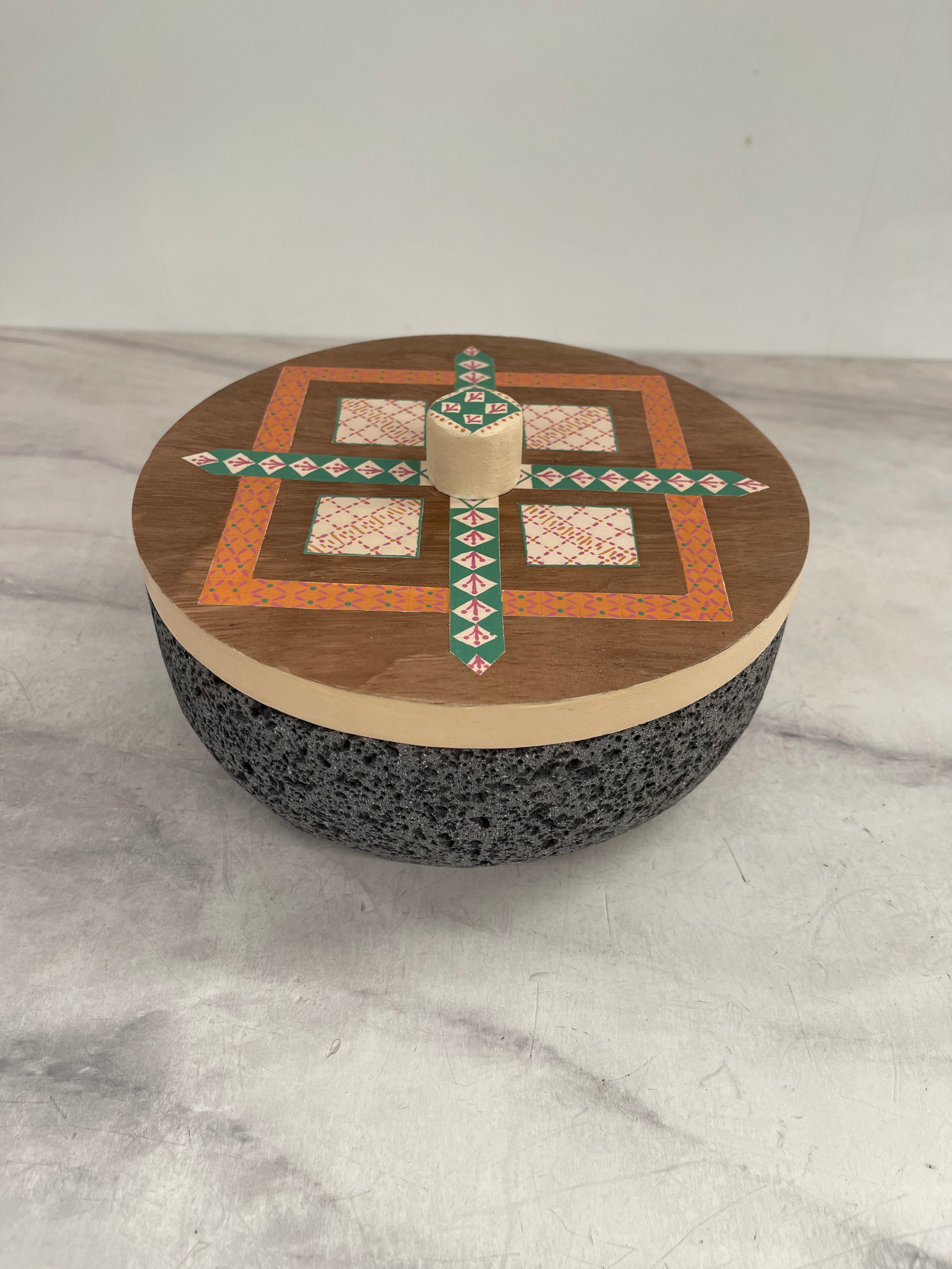 Volcanic Stone Tortillero With Parota Wood Lid