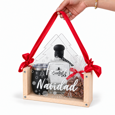 Caja Navideña Personalizable de Madera y Acrílico en Forma de Pino
