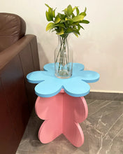 Load image in gallery viewer, Mesa Lateral Auxiliar Apoyo Forma De Flor Mod Lulu 41x46cm
