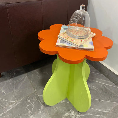 Mesa Lateral Auxiliar De Apoyo En Forma De Flor Arya 41x46cm