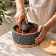 Load image in gallery viewer, Molcajete de Piedra Volcánica con Base y Tapa de Pino - Calli 8"
