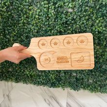 Cargar imagen en el visor de la galería, Tabla Tequilera Mezcalera Con Mango - Madera de Pino Estufada
