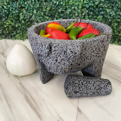 Molcajete de Piedra Volcánica de Cochinito