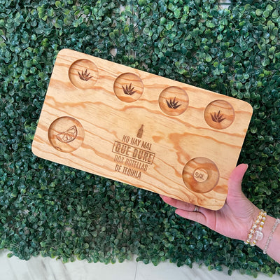 Tabla Tequilera Mezcalera para Shots (Rectangular) - Madera de Pino Estufada