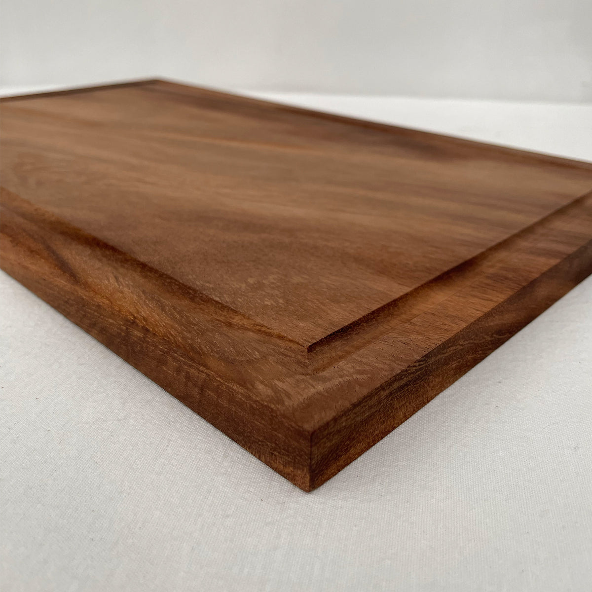 Plato de Parota - 25 x 40cms