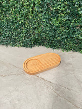 Load image in gallery viewer, Mini Charola de pino ovalada (porta velas / vasos)
