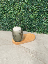Load image in gallery viewer, Mini Charola de pino ovalada (porta velas / vasos)
