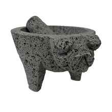 Cargar imagen en el visor de la galería, Molcajete de Piedra Volcánica de Cochinito
