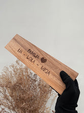 Cargar imagen en el visor de la galería, Cuchillo de Chef Acero Portugués Mango de Madera con Estuche
