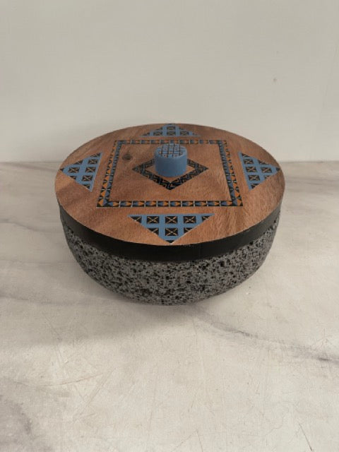 Volcanic Stone Tortillero With Parota Wood Lid